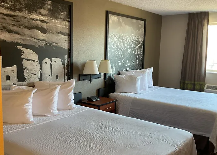 Super 8 By Wyndham Colorado Springs Airport