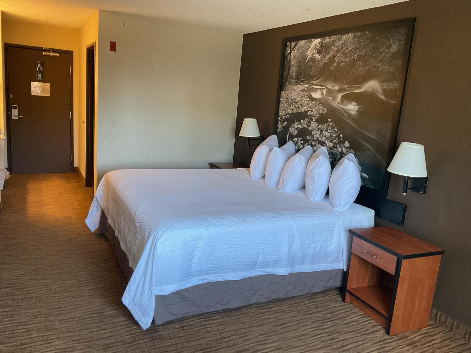 Motel Super 8 By Wyndham Airport